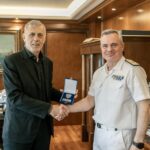 Συνάντηση του Δημάρχου Πειραιά με τον νέο Διοικητή  της Σχολής Ναυτικών Δοκίμων