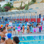 Παιδικές φωνές, χαμόγελα και ενθουσιασμός στη Γιορτή Κολύμβησης  του Δήμου Πειραιά στα Βοτσαλάκια
